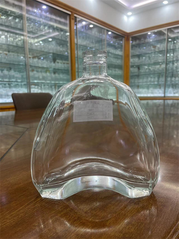 山東洋酒瓶廠家直銷